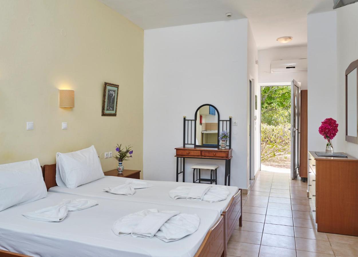 Hotel de apartamente Athena 3*